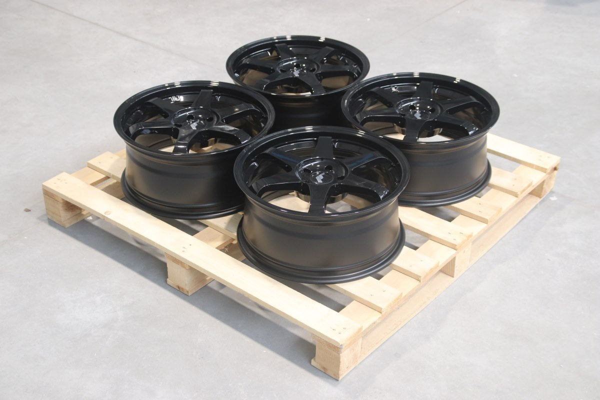 Japan Racing Complete Sets Alloy Wheel 18" x 8" ET37 5x108 - Black