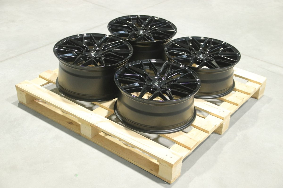 Japan Racing Complete Sets Alloy Wheel 18" x 7,5";8,5" ET40 5x112 - Black