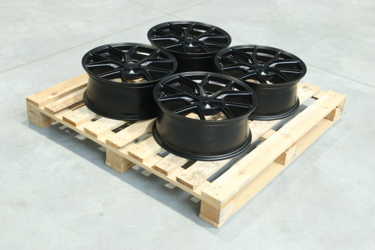 Japan Racing Complete Sets Alloy Wheel 18" x 8" ET29, 40 5x114.3 - Matt Black