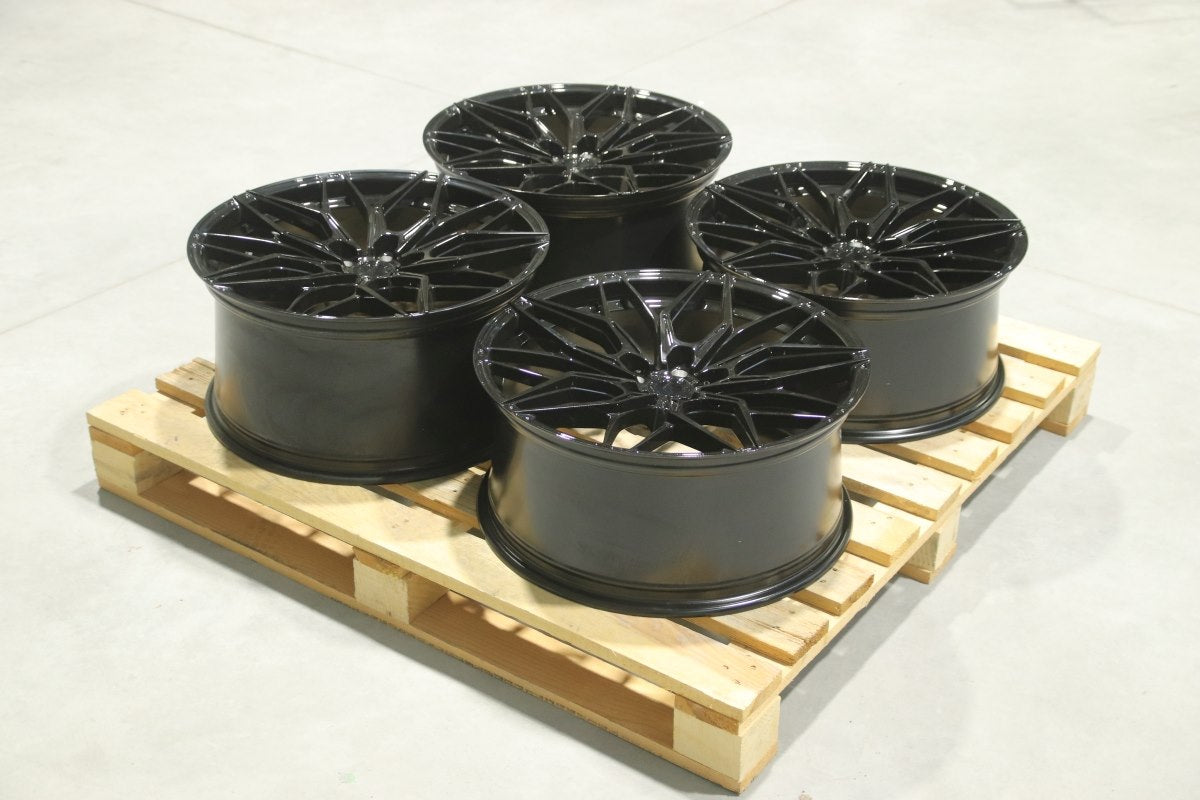 Japan Racing Complete Sets Alloy Wheel 20" x 9";10" ET20, 25 5x112 - Black