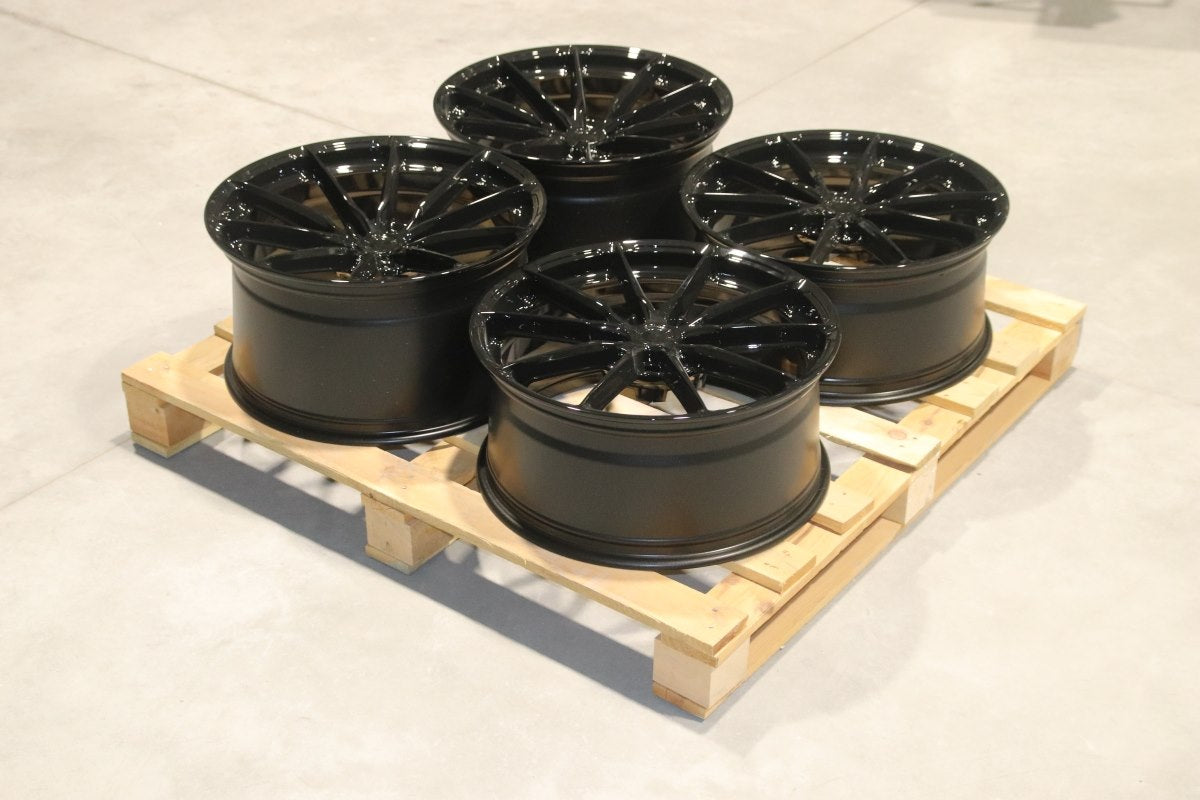 Japan Racing Complete Sets Alloy Wheel 20" x 10,5";9" ET35, 40 5x114.3 - Black