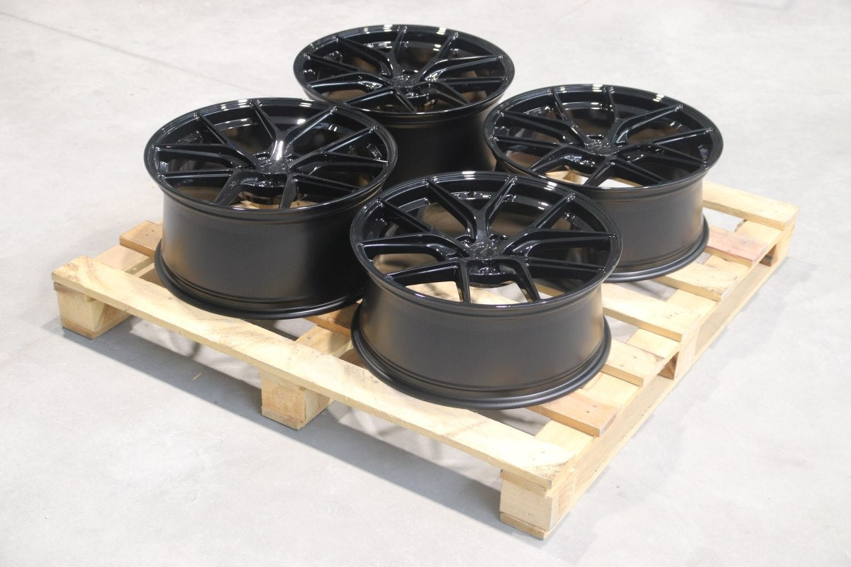 Japan Racing Complete Sets Alloy Wheel 19" x 9";8" ET40 5x120 - Black