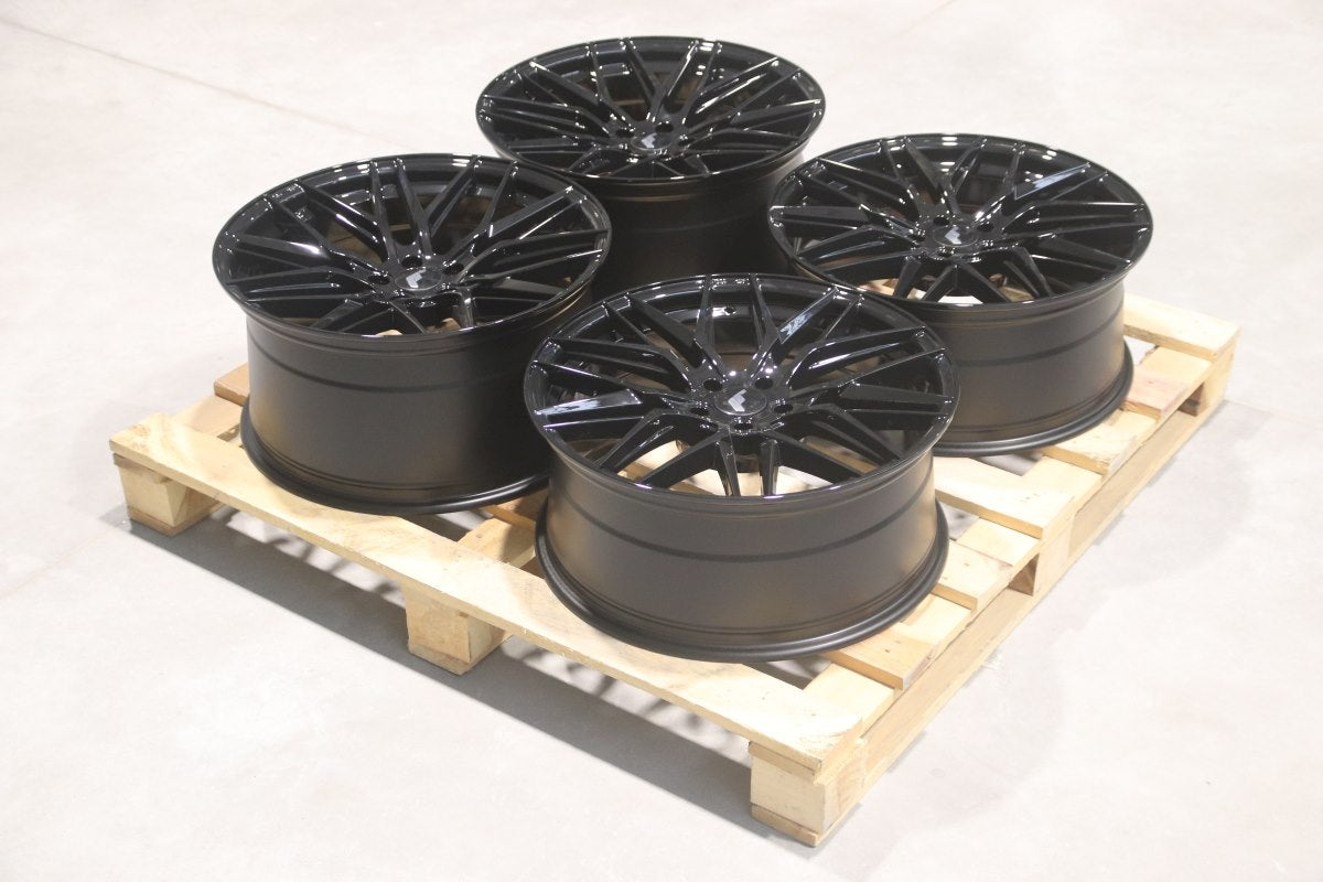 Japan Racing Complete Sets Alloy Wheel 20" x 10";8,5" ET30 5x112 - Black