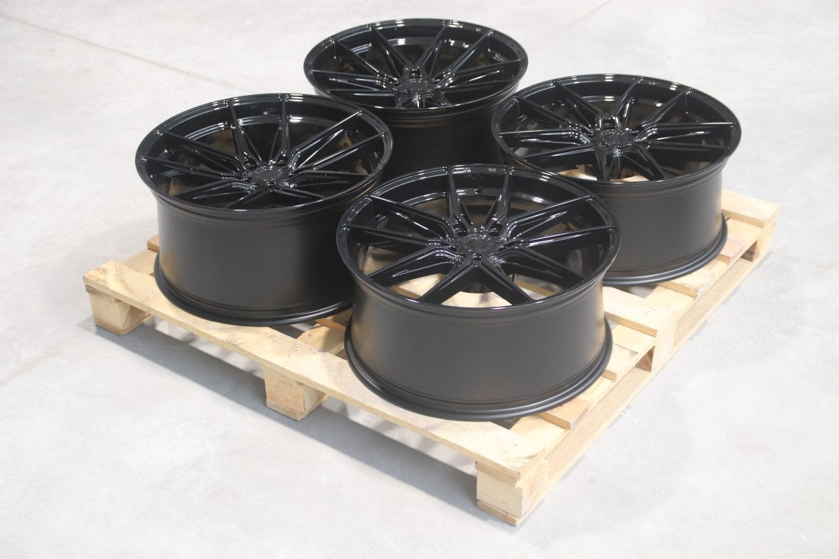 Japan Racing Complete Sets Alloy Wheel 21" x 10,5";9,5" ET30, 35 5x112 - Black