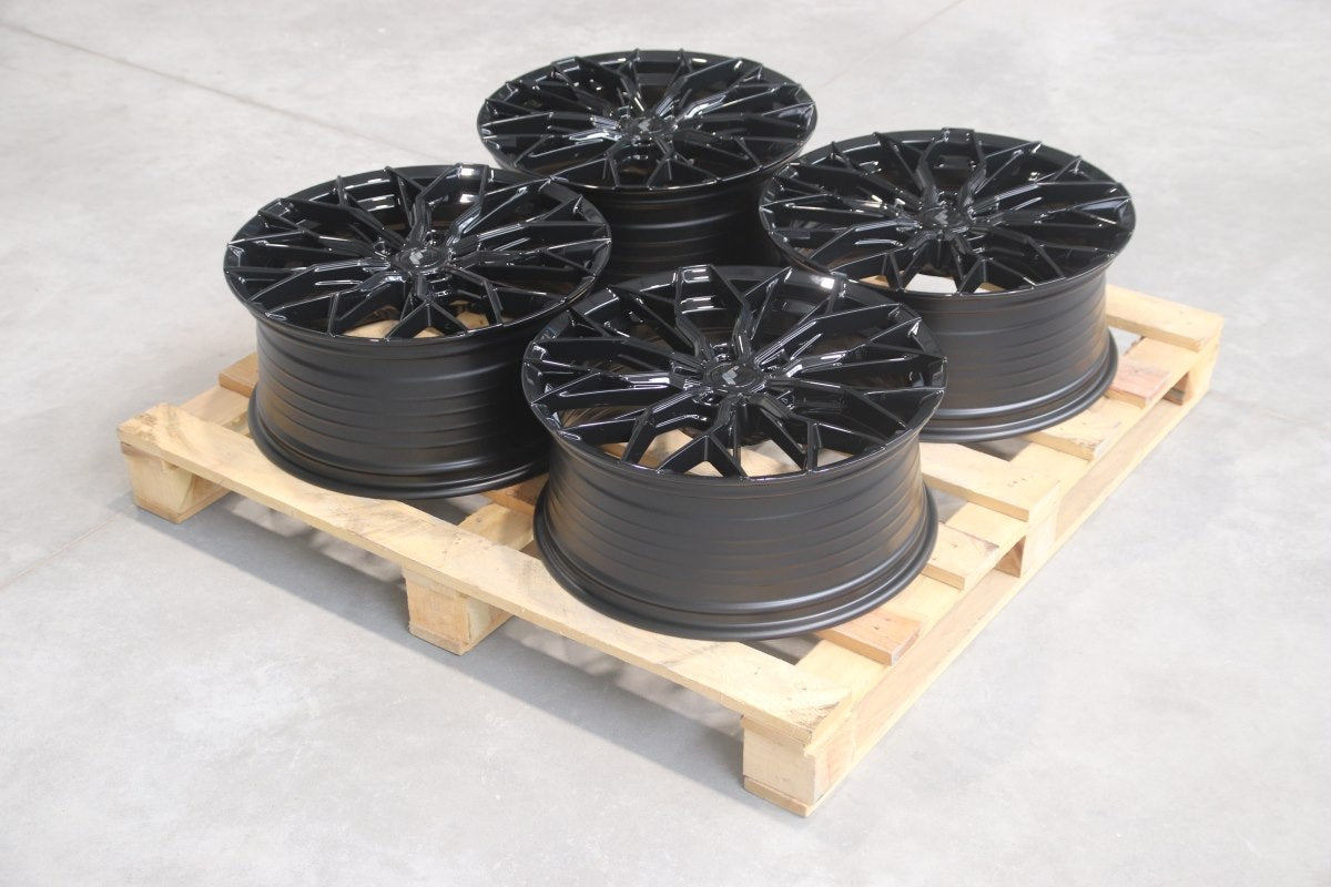 Japan Racing Complete Sets Alloy Wheel 20" x 9";8,5" ET45 5x108 - Black