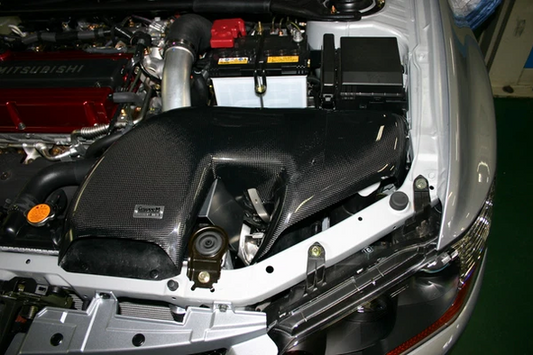 Système d’admission en fibre de carbone GruppeM pour Mitsubishi Lancer Evo 8 / Evo 9