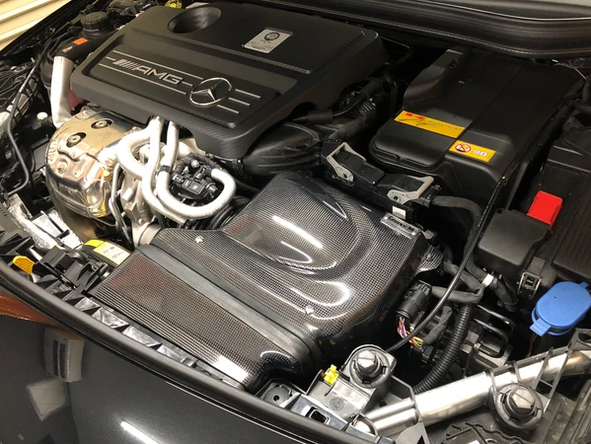 Système d’admission en fibre de carbone GruppeM pour Mercedes CLA / A45 AMG W176 AMG W176