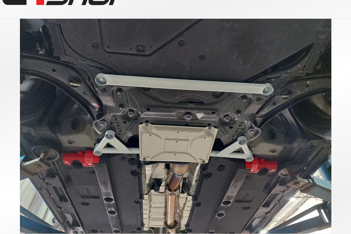 Toyota Yaris GR Gen.1 Ultra Racing rinforzo telaio anteriore a 4 punti