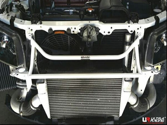 Barre de torsion avant Ultra Racing pour Mitsubishi Lancer Evo 8 / Evo 9