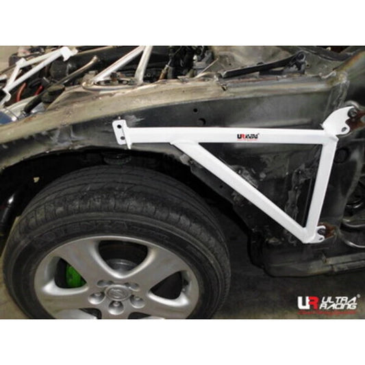 Barres d’aile Ultra Racing pour Nissan 200SX S14
