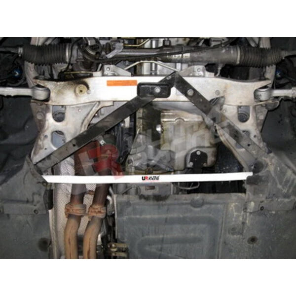 BMW 335i / M3 E9x Ultra Racing Front Lower Bar