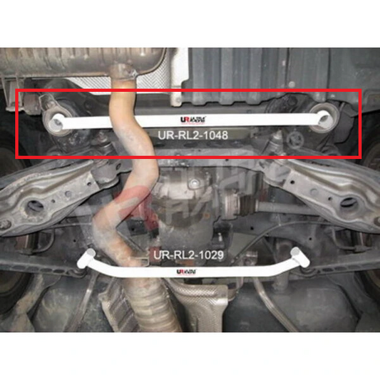 Barre inférieure arrière Ultra Racing pour BMW M3 E9x