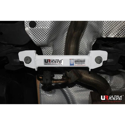 Barre inférieure arrière Ultra Racing pour Mini Cooper S / JCW F56