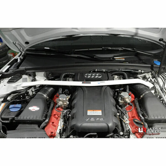 Barre anti-rapprochement supérieure avant Ultra Racing pour Audi RS5 8T