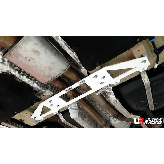Renfort inférieur central à 4 points Ultra Racing pour BMW X3M / X4M F9x