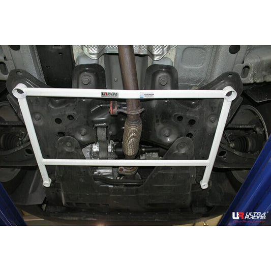 Renfort de faux-châssis avant à 4 points Ultra Racing pour Abarth 595 / 695
