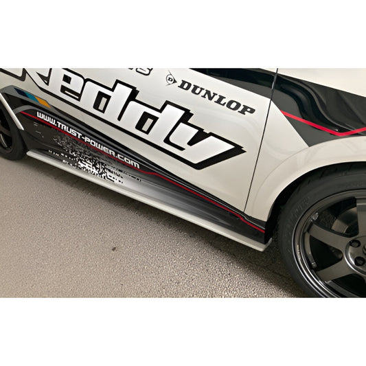 Panneaux inférieurs latéraux GReddy pour Suzuki Swift Sport ZC33S (2017+)